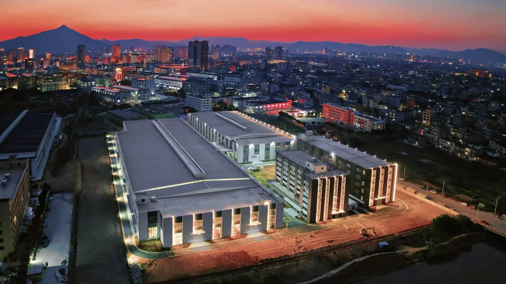 1745456972883125.jpg 03.jpg